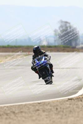 media/Jun-07-2025-TrackDaz (Sat) [[4413525952]]/C Group/240pm (Turn 9)/